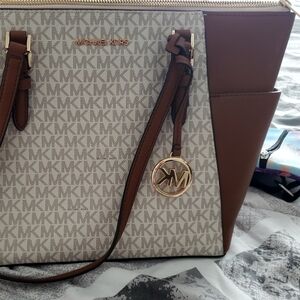 Michael Kors Tan and Cream Shoulder Bag